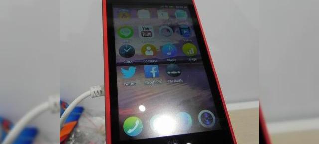 MWC 2014: ZTE Open C hands on preview - telefon entry level cu Firefox OS 1.3