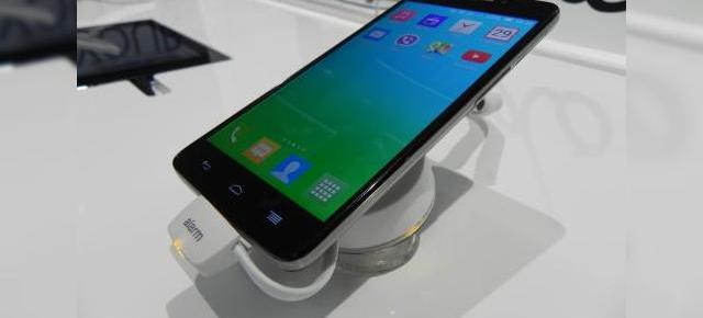 MWC 2014: Alcatel One Touch Idol X+ hands on preview - un octa core solid de 2 GHz (Video)