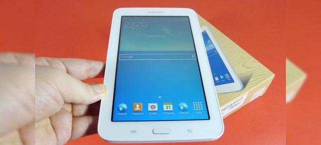 Samsung Galaxy Tab 3 Lite Unboxing: tableta cu brand mare și preț mic, scoasă din cutie (Video)