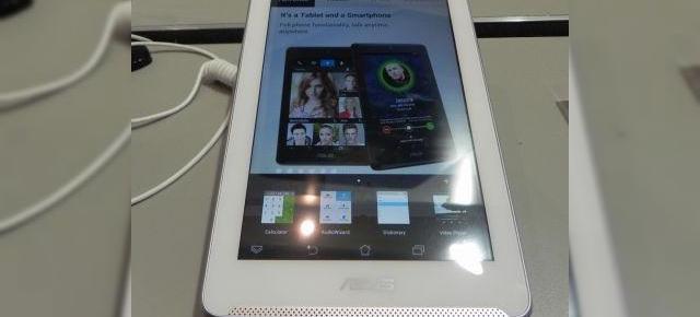 ASUS FonePad 7 LTE hands on preview: același FonePad accesibil, acum cu versiuni LTE și dual SIM (Retro MWC 2014 - Video)