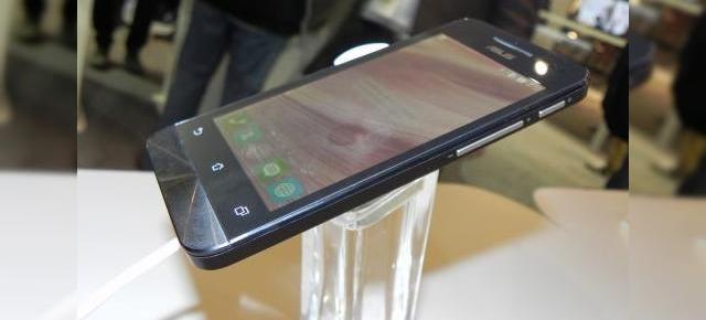 Asus Zenfone 4 video hands-on preview: terminal entry-level cu preț accesibil ( Retro MWC 2014 - Video)