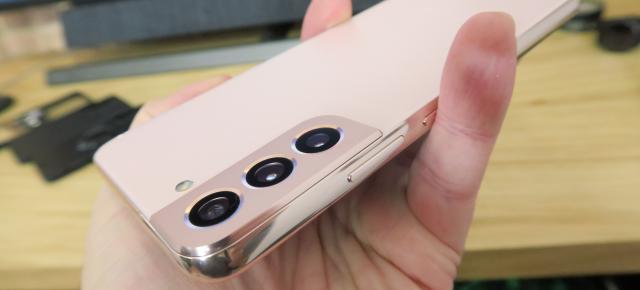 Top 5 producători de telefoane în România în T3 2022: Xiaomi pe 2, OPPO pe 3, Apple pe 4