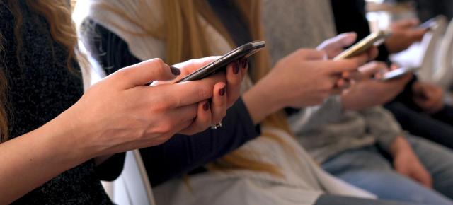ANCOM supune consultării publice reglementările noi cu privire la informarea utilizatorilor de servicii telecom
