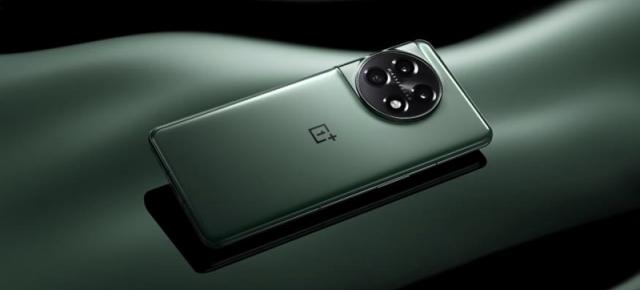 Leak de proporții pentru OnePlus 11; Aflăm ce se află în cutie și lista de specificații a telefonului înainte de debut