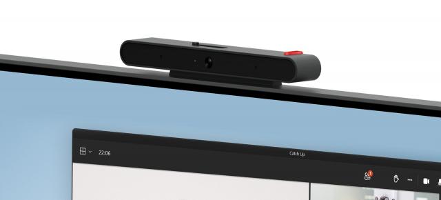 MWC 2023: Lenovo prezintă noi monitoare ThinkCenter Tiny-in-One (TIO) Gen5 cu webcam integrat