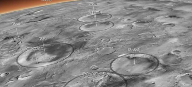 O hartă digitală a planetei Marte îţi permite să navighezi printre cratere şi vulcani