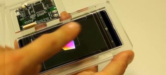 Capacitatea unui senzor 3D pentru gesturi prezentată pe un device Windows Phone 8 (Video)
