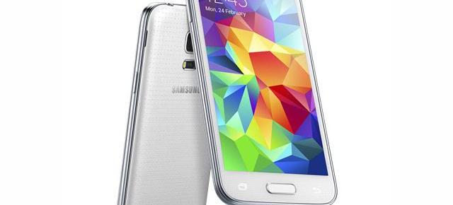 Samsung Galaxy S5 Mini lansat oficial; vine cu display HD de 4.5 inch, scanner de amprente și senzor cardiac