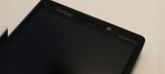 Microsoft lucrează la două telefoane cu ecran 3D touch; Unul dintre ele este Microsoft McLaren
