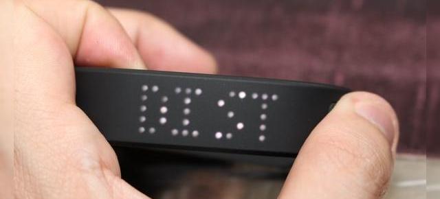 ZTE lansează brățara de fitness Grand Band
