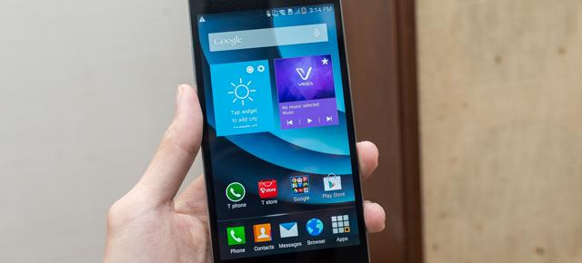 Phablet-ul Pantech Pop Up Note (IM-A920) apare Într-o serie completă de fotografii hands-on