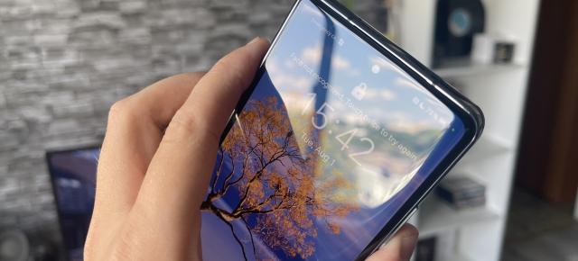 Honor Magic Vs: Conectivitate 5G, Wi-Fi impresionant la upload