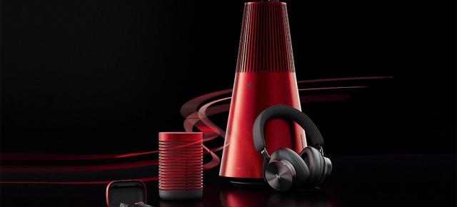 Bang & Olufsen anunță un parteneriat cu Ferrari și lansează ediții speciale pentru boxele și căștile din portofoliu, pe roșu intens