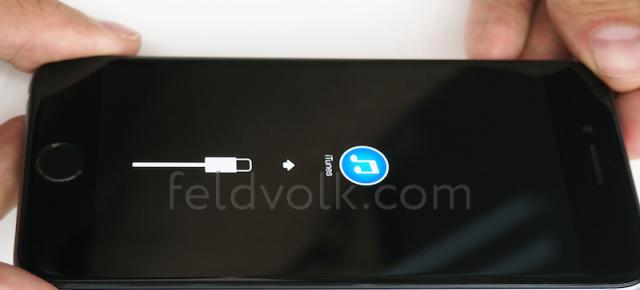 Un iPhone 6 realizat din componente Își face apariția În fața camerei video; ni se prezintă ecranul de conectare la iTunes