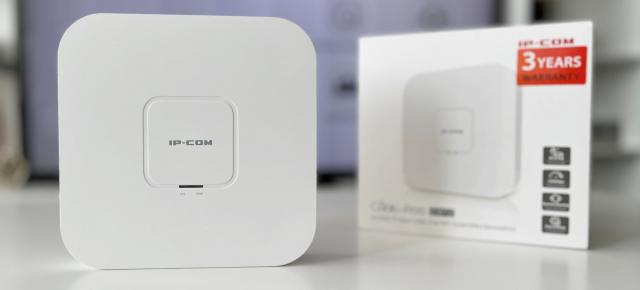 IP-COM EW12 Review: Sistem WiFi tri-band (mini stație de bază) special conceput pentru birouri, restaurante și afacerea ta
