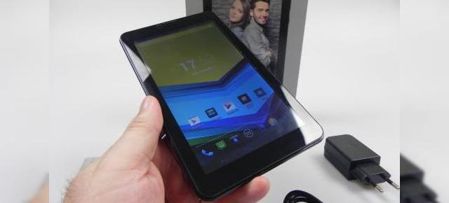 UTOK Hello 7Q Unboxing + Concurs: terminal cu iz aniversar de la UTOK, funcție de apelare, 3G și GPS (Video)