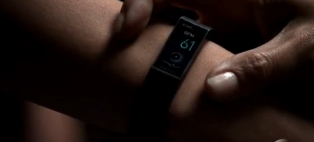 Tracker-ul fitness al celor de la Microsoft Își face apariția În cadrul unui serial american