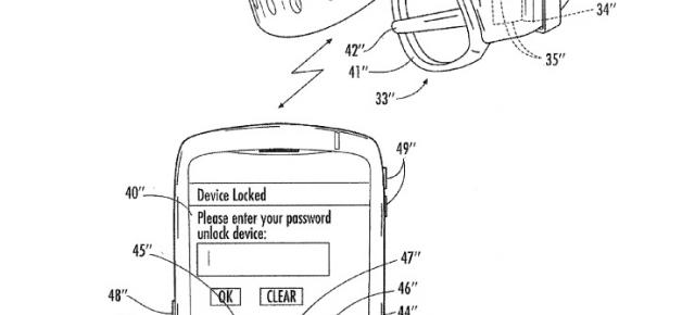 BlackBerry primește un brevet ce implică deblocarea telefonului prin intermediul unui smartwatch