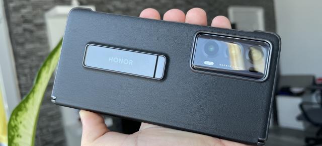 Honor Magic V2: Conectivitate