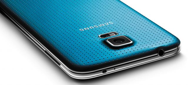 Samsung va reduce numărul de smartphone-uri produse În 2015 cu până la 30%