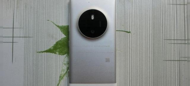 Prototipul lui Microsoft Lumia McLaren e vândut pe web În China, aduce cu un Lumia 1020 mai mare