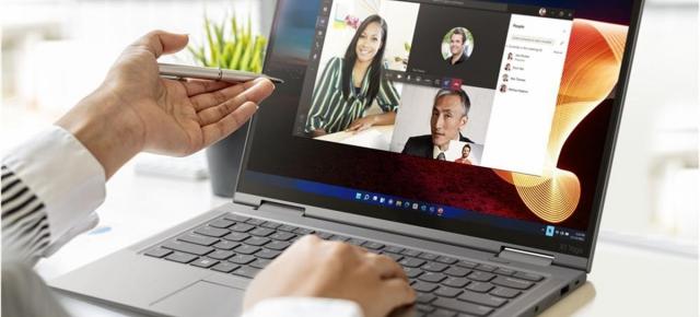 Turul Magazinelor #1414: Laptop cu 16 GB RAM sub 1700 lei, telefon ieftin cu ecran OLED, TV de 300 de lei