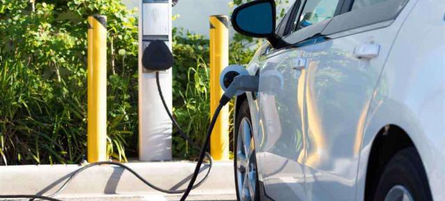 Câte puncte de încărcare pentru maşini electrice avem în România de fapt? 