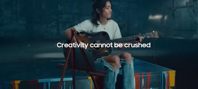 Samsung ironizează reclama Apple la iPad Pro cu AI-ul care "strivea" creativitatea umană (Video)
