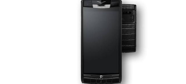 Vertu lansează un telefon Împodobit cu piele de aligator și diamante: Pure Jet Alligator Diamonds