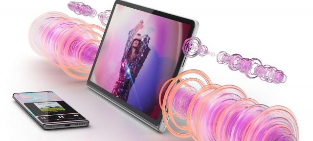 Iubeşti muzica? Lenovo Tab Plus e o tabletă pentru audiofili, cu 8 difuzoare JBL la bord