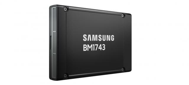 Noul SSD BM1743 de la Samsung: 62 TB de stocare și performanță pentru centrele de date