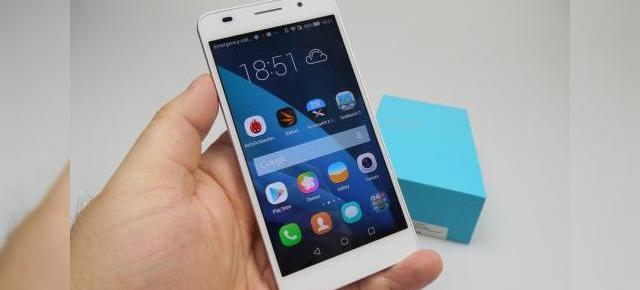 Huawei Honor 6 Unboxing: midrange cu unele dotări high end, dublă faţetă de sticlă, fără căşti la pachet (Video)