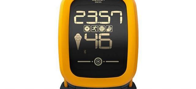 Swatch lansează smartwatchul Touch Zero One, un ceas pentru jucătorii de volei
