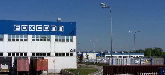 Foxconn pregătește o nouă ofertă pentru cei de la Sharp; OEM-ul dorește obținerea unui post de management și transferul unor brevete tehnologice