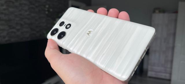 Top 5 smartphone-uri cu discount atractiv pe care să nu le ratezi la Black Friday eMAG! 