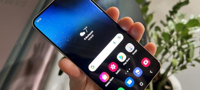 Samsung Galaxy S22 nou-nouț la super preț astăzi, mai ieftin decât resigilat