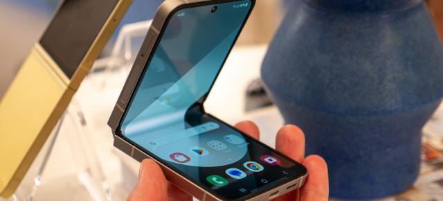 Samsung Galaxy Z Flip 7 va avea o balama mai rezistentă și o cută mai puțin vizibilă