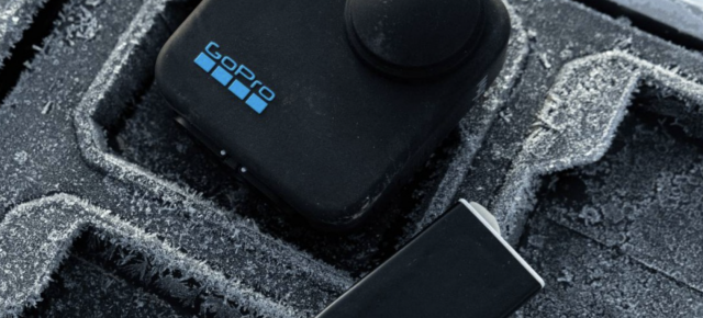 GoPro MAX 360 primește versiune nouă după cinci ani: filmare 5.6K, editare cu AI