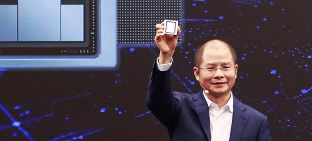 Huawei lansează Ascend 910D; NVIDIA pierde teren pe piața AI din China
