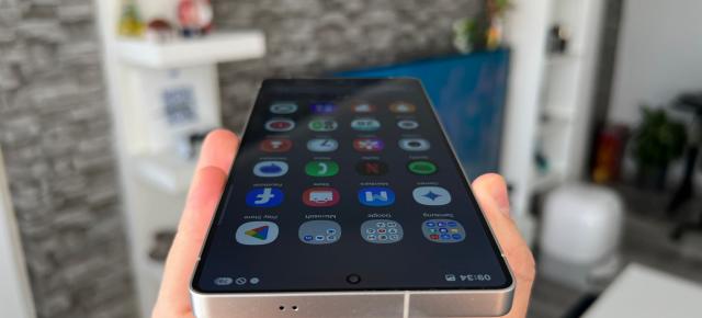 Samsung va oferi rezumate pentru clipuri video în One UI 8.0; Iată cum