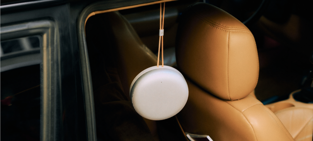 Bang & Olufsen anunță boxa portabilă pentru bogați - Beosound A1 3rd Gen vine cu cel mai mare woofer din clasa sa