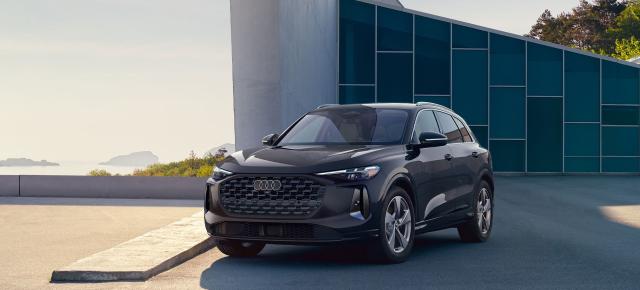 Noul SUV premium AUDI Q5 vine oficial în România, cu sistem de infotainment Digital Stage ce implică un ecran curbat OLED