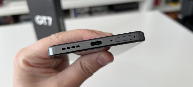realme GT 7 5G: Acustica nu dă pe afară de volum, dar sunetul e clar