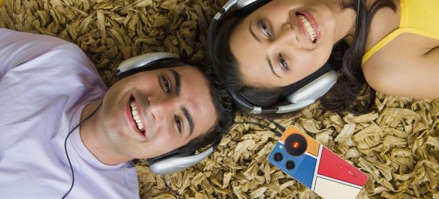 Vrei un telefon cu difuzor MASIV? Iată unde găsești cel mai ieftin ZTE Nubia Music din România