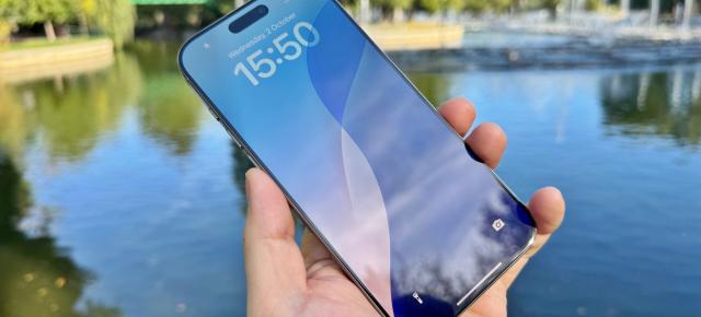 Apple presează Samsung și LG să accepte marje mai mici; Tarifele SUA împing compania spre decizii dure în lanțul de aprovizionare