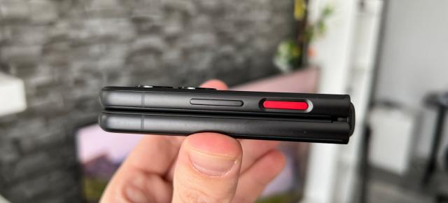 Nubia Flip 2: Conectivitate 5G, dar mai ales Wi-Fi 6 de vârf