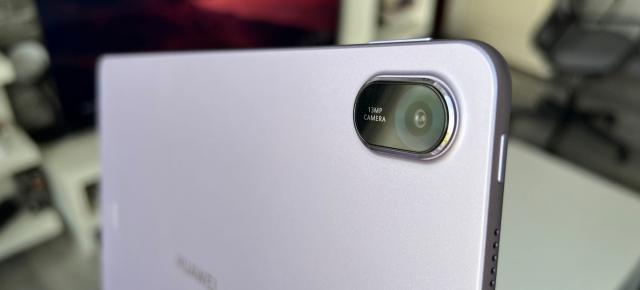 HUAWEI MatePad 11.5 (2025) PaperMatte: Cameră strict pentru fotografiat documente și pentru apeluri video