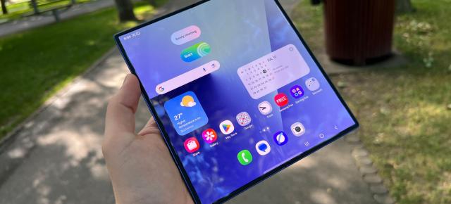 Samsung ar putea lansa două variante de Galaxy Z Fold8 în 2026, una cu ecran mai lat