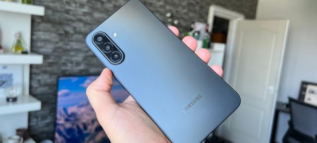Samsung Galaxy A17 5G: Cameră bunicică dacă nu ai așteptări mari, acum cu OIS pe wide, selfie-uri de calitate