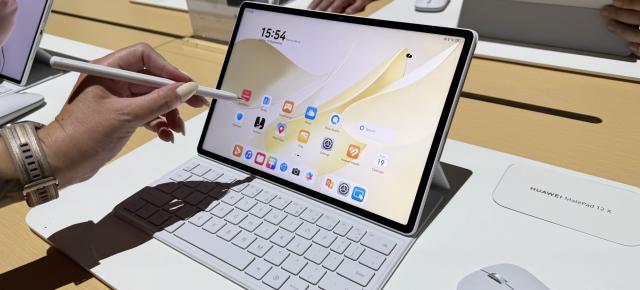 Huawei MatePad 12X 2025 Hands on: impresii despre tableta PaperMatte de 599 euro, cu extra productivitate
